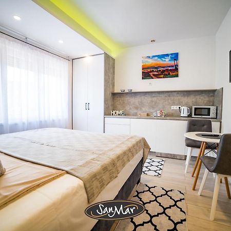 San-Mar Apartments ทูซลา ภายนอก รูปภาพ