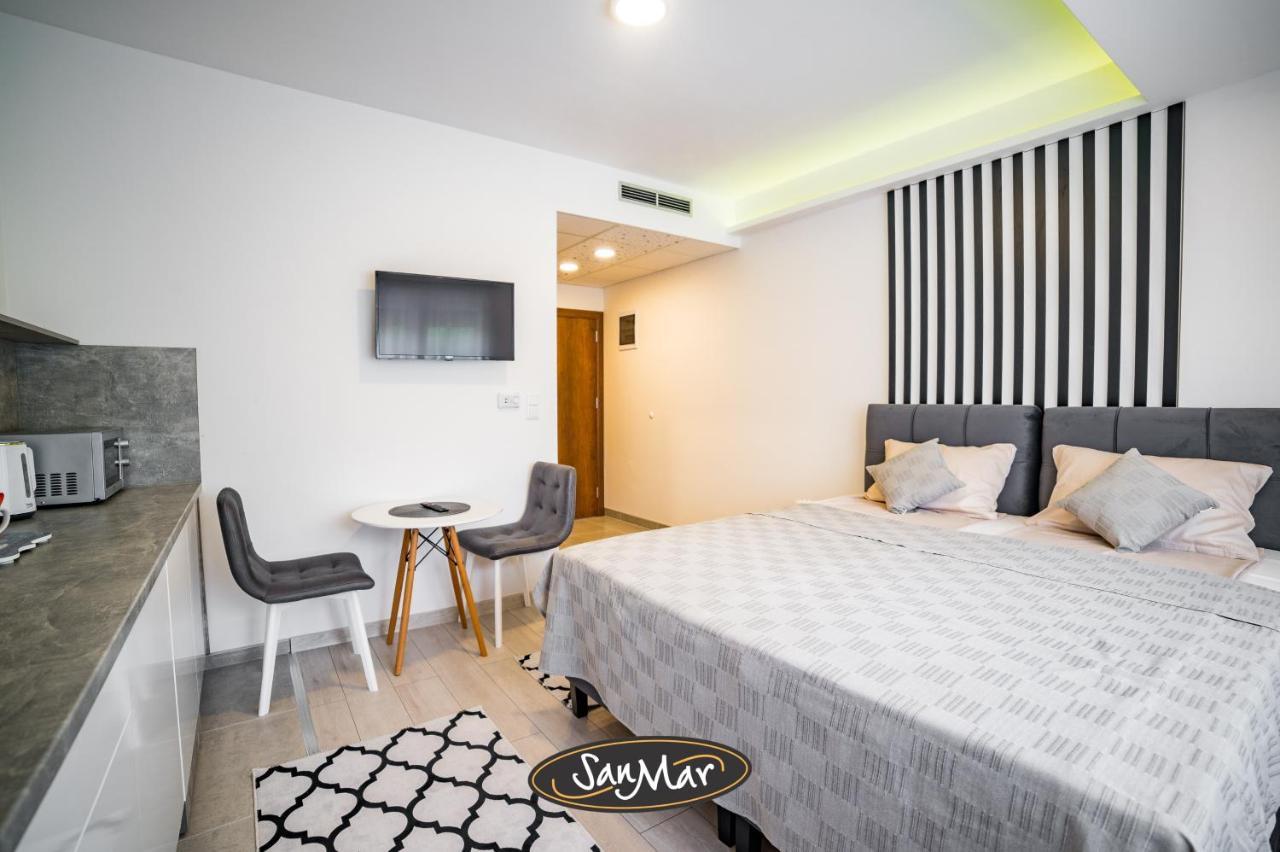 San-Mar Apartments ทูซลา ภายนอก รูปภาพ