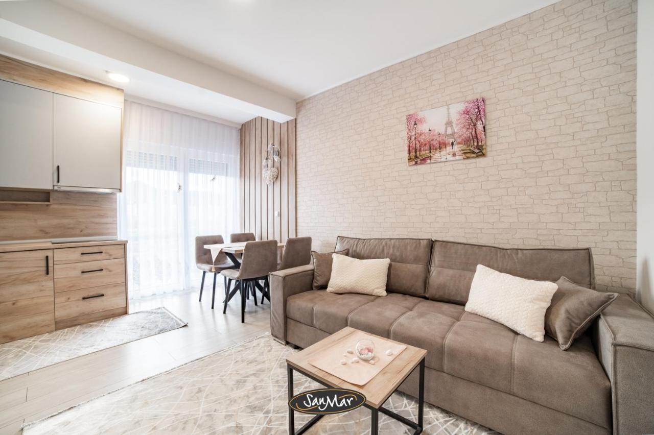 San-Mar Apartments ทูซลา ภายนอก รูปภาพ