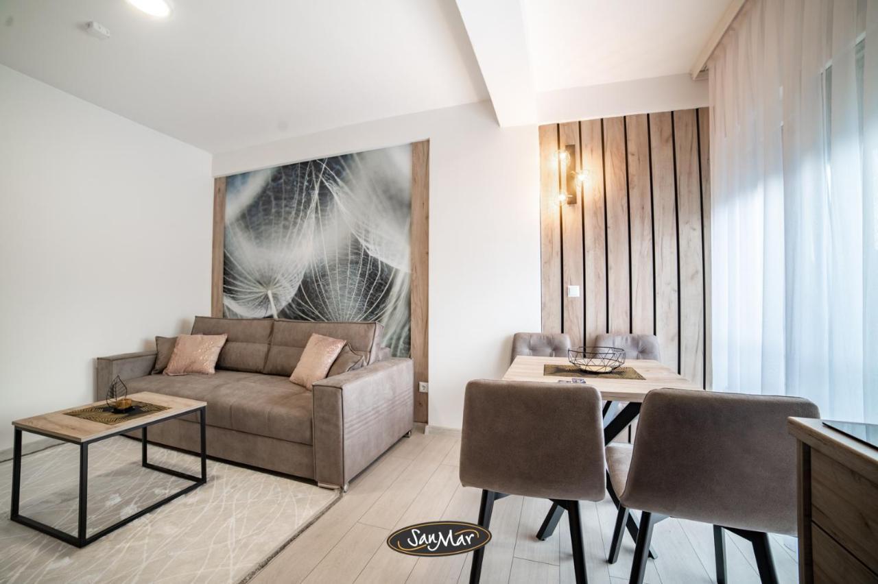 San-Mar Apartments ทูซลา ภายนอก รูปภาพ